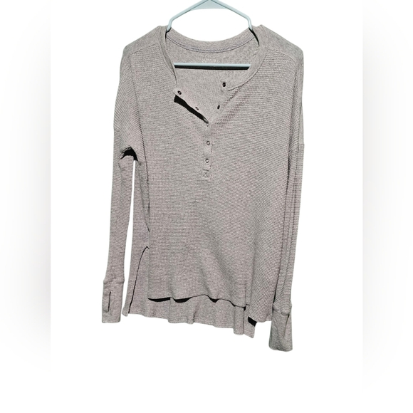 Aerie Offline EUC Oversized Small Women's Gray Ribbed Henley Top - Picture 3 of 4